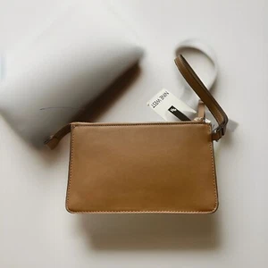 NWT Nine West Wristlet Clutch Basket SLG Dark Camel NYN500363 Med Size - Picture 1 of 17