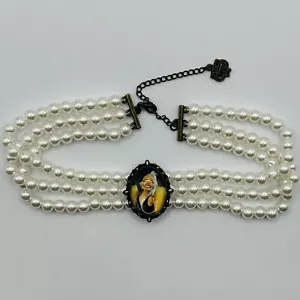 Neu ohne Etikett Disney Schurken Cruella de Vil Kamee Perle Halskette Kostüm Schmuck - Bild 1 von 1
