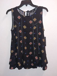 NWT Sz S GNW Tiered Ruffle Tank Top Blouse Black Floral Textured Eyelet - Picture 1 of 7