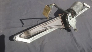 VW TRANSPORTER T2 EARLY WIPER MOTOR (RHD)-TESTED AND WORKING-BAY WINDOW BUS - Picture 1 of 8