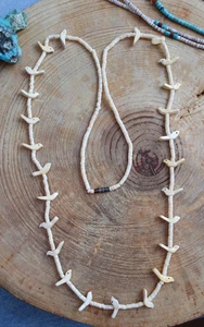 Melonenmuschel VOGEL Fetisch & Heishi Halskette 29" Santo Domingo - Bild 1 von 5