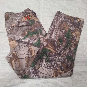 Under Armour Real Tree Camo Cargo Pants Mens Size 38x32 Hunting Woodland - Picture 1 of 12