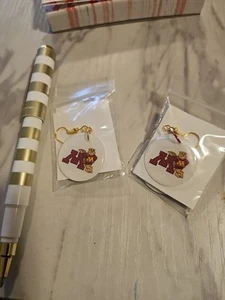 UNIVERSITY OF MINNESOTA Handmade Earrings. 1 Pair - Picture 1 of 2