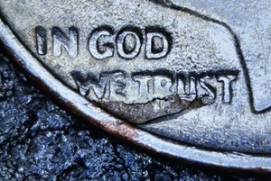 1971-D Roosevelt Dime ~ Detached Lamination Error  - Picture 1 of 5