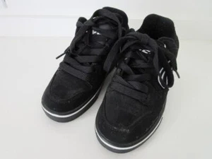 HEELYS MOTION PLUS 770993 SKATE SHOE WITH WHEEL LACE-UP BLACK/WHITE YOUTH 1 EUC - Picture 1 of 12