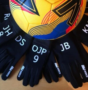 Academy Pro Sports schwarz personalisierte Geschenk Griff Handschuhe ALTER 11-12 Fußball ACP - Bild 1 von 5