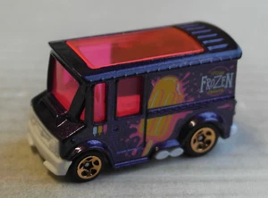 Hot Wheels Bread Box furgoneta violeta metálica FROZEN furgoneta Mattel Transporter - Imagen 1 de 4