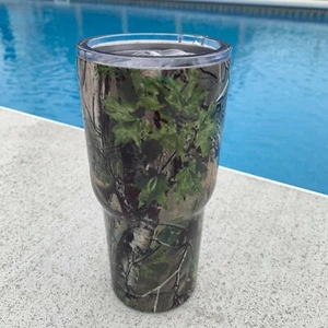 Stainless Steel Camo Tumbler + Straws - 30 Oz Double Wall Vacuum Insulated - Picture 1 of 3