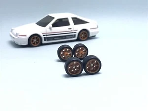R099 Hotwheels 1/64 Real Riders # TE37 marrón 8 mm mediano, ruedas de goma - Imagen 1 de 4