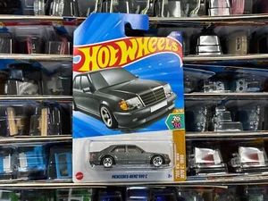 Hot Wheels 2025 Case M Mainline - MERCEDES BENZ 500 E - Int. Card - Foto 1 di 2