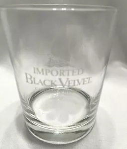 Imported Black Velvet Canadian Whisky Glass Etched Bear Logo 8 oz - Picture 1 of 8