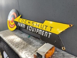 VINTAGE COCKSHUTT SIGN 36" FARM TRACTOR EQUIPMENT SALES CANADA ARROW PORCELAIN - Picture 1 of 19