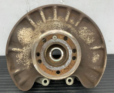 2012 - 2015 MERCEDES ML 63 AMG OEM REAR RIGHT KNUCKLE SPINDLE WHEEL HUB - Image 1 of 4