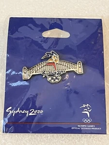 2000 Sydney Olympic Games Bridge Officially Licensed Hat Lapel Pin Carded - Picture 1 of 4