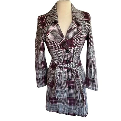 Jaqueta xadrez Cabi Trench Coat Sovereign 3370 feminina tamanho pequeno com cinto - Imagem 1 de 4