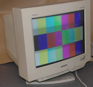 Sony CPD-15SF1 15" CRT Color Computer Display Monitor 832*624 1280*1024 VGA 1995 - Picture 1 of 13