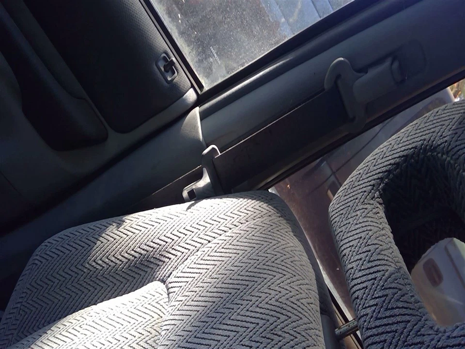 Cinturón de seguridad delantero CR-V 1998 3756251 Foto 1 de 1