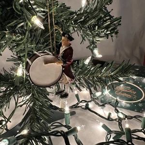 Colonial Williamsburg Ornament Lang And Wise Bass Drummer Resin 3 Zoll - Bild 1 von 5