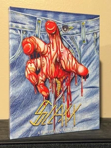 Slaxx - (Blu-Ray) [Region A] Shudder w/ OOP Slipcover - NEW & Sealed - Foto 1 di 8