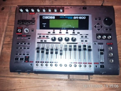 Boss BR1600CD 16 Multi Track  Recorder - Spares Only (Please Read Carefully) - Image 1 of 4