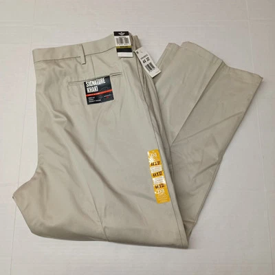 Dockers Signature cáqui masculino 44x32 bege ajuste clássico plissado sem rugas - Imagem 1 de 4