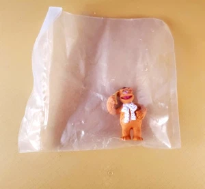 Disney Fozzie Oso Mini Figura 1" Muppets Miniatura Pvc Figura Serie 10 - Imagen 1 de 4