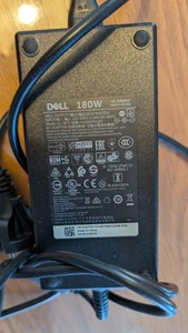 Dell Netzteil 19 5V 180W mit Netzkabel Model HA180PM180 - Bild 1 von 2