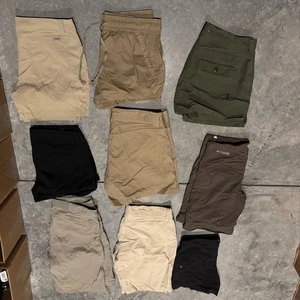 Eddie Bauer, Columbia, Levis, Abercrombie großes Paket Posten große Menge Damenshorts - Bild 1 von 7