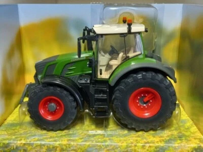 Fendt 828 Vario Tractor - 1/32 scale - Image 1 of 2
