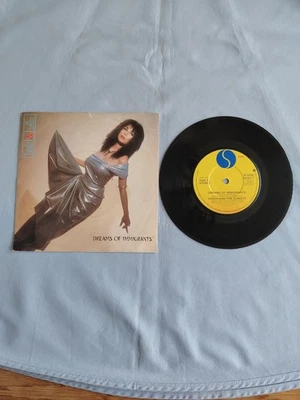 SANDII & THE SUNSETZ "DREAMS OF IMMIGRANTS" 1982 7" SINGLE IN PICTURE SLEEVE - Image 1 of 4