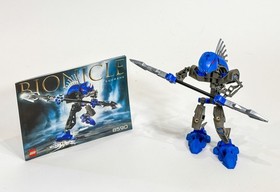LEGO BIONICLE Rahkshi Guurahk (8590)  Complete Set with Instructions w/Kraata