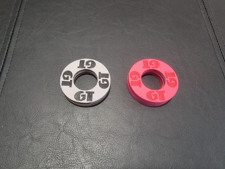 GT BMX 模切定制甜甜圈红色和灰色/黑色! 混合搭配颜色。  — 第 1/1 张图片