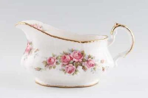 Paragon - Elizabeth Rose - Sauce Boat - 122960Y - Picture 1 of 1