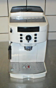 DELONGHI MAGNIFICA S TYPE: ECAM 21 . 118. W -Kaffeevollautomat -DEFEKT - Weiß - Bild 1 von 9