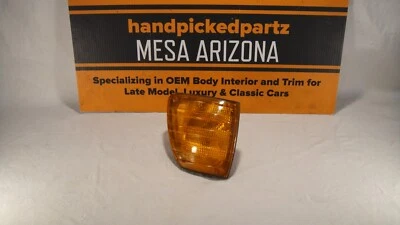 MERCEDES-BENZ 450 SEL OEM INTERMITENTE DELANTERO DERECHO #1305233006 Foto 1 de 4