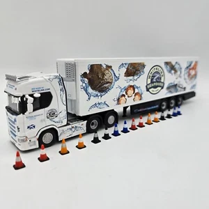1/76 Scale Traffic Cones "White And Chrome Bands" "Various Colours" OO Gauge - Picture 1 of 25