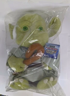 Juguete de peluche Tomy Star Wars Yoda en bolsa y sin usar Foto 1 de 2