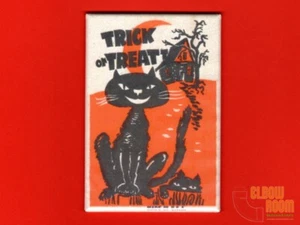 Trick or Treat schwarze Katze Vintage Tasche Kunst 2x3" Kühlschrank/Spind Magnet Halloween - Bild 1 von 2