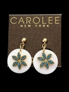 Carolee Tropical Bloom, Mother of Pearl Flower Drop Clip Earrings - Picture 1 of 3