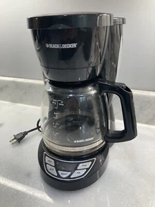 Cafetera digital BLACK & DECKER 12 tazas CM1160B cesta lavable programable - Imagen 1 de 7