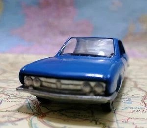 ISUZU 117 Ghia Sport - Vintage Politoys 544 , Scala 1/43 , Made in Italy 1968 - Foto 1 di 6