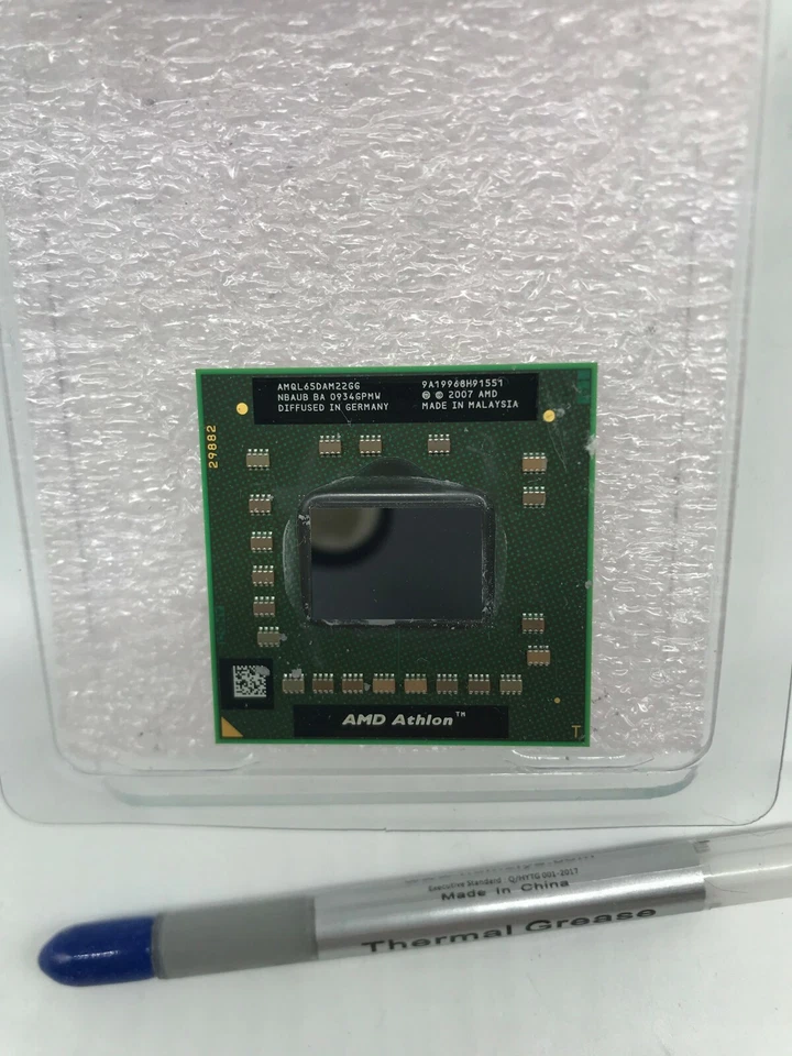  AMD Athlon 64 X2 QL-65 2.1 Ghz CPU Processor  AMQL65DAM22GG Socket S1 - Image 1 of 1