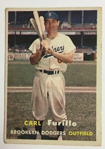 Fotos de alta resolución de los Dodgers de Brooklyn 1957 Topps #45 en el interior - Imagen 1 de 6