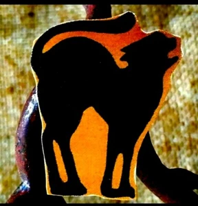 U Choose Vintage Inspired Cat Body Orange Outline Halloween Cardstock Decoration - Picture 1 of 6