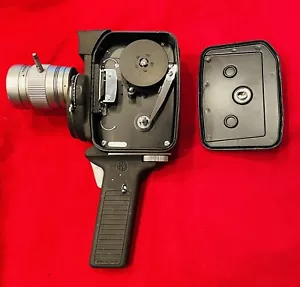 8MM Mansfield Holiday CE-1 Zoom EE Automatic/Windup Movie Camera, circa 1960s - Picture 1 of 9