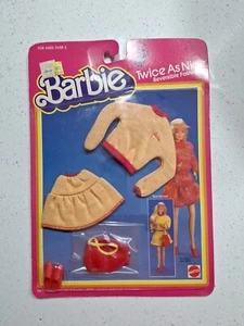 MATTEL Vintage Barbie Twice As Nice Reversible Fashions Mattel NEW! #4823 - Picture 1 of 2