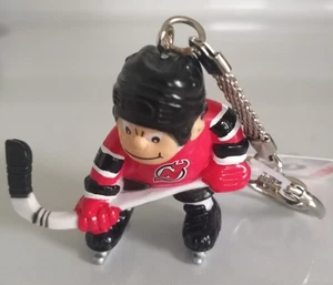 NHL HOCKEY New Jersey Devils PLAYER SKATER KEY CHAIN LIL SPORTS BRAT 1986 - Picture 1 of 5