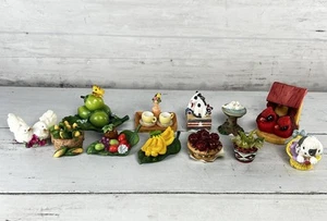 12 Vintage Ceramic Miniatures Birds Cactus Apples Bananas Tea Corn Bird Bath - Picture 1 of 18