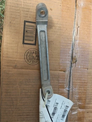 Chevrolet Malibu 2010 soporte de montaje del motor Foto 1 de 3