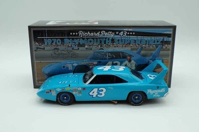 Autographed University of Racing 1970 Richard Petty #43 Plymouth Superbird 1/24 - Image 1 of 4